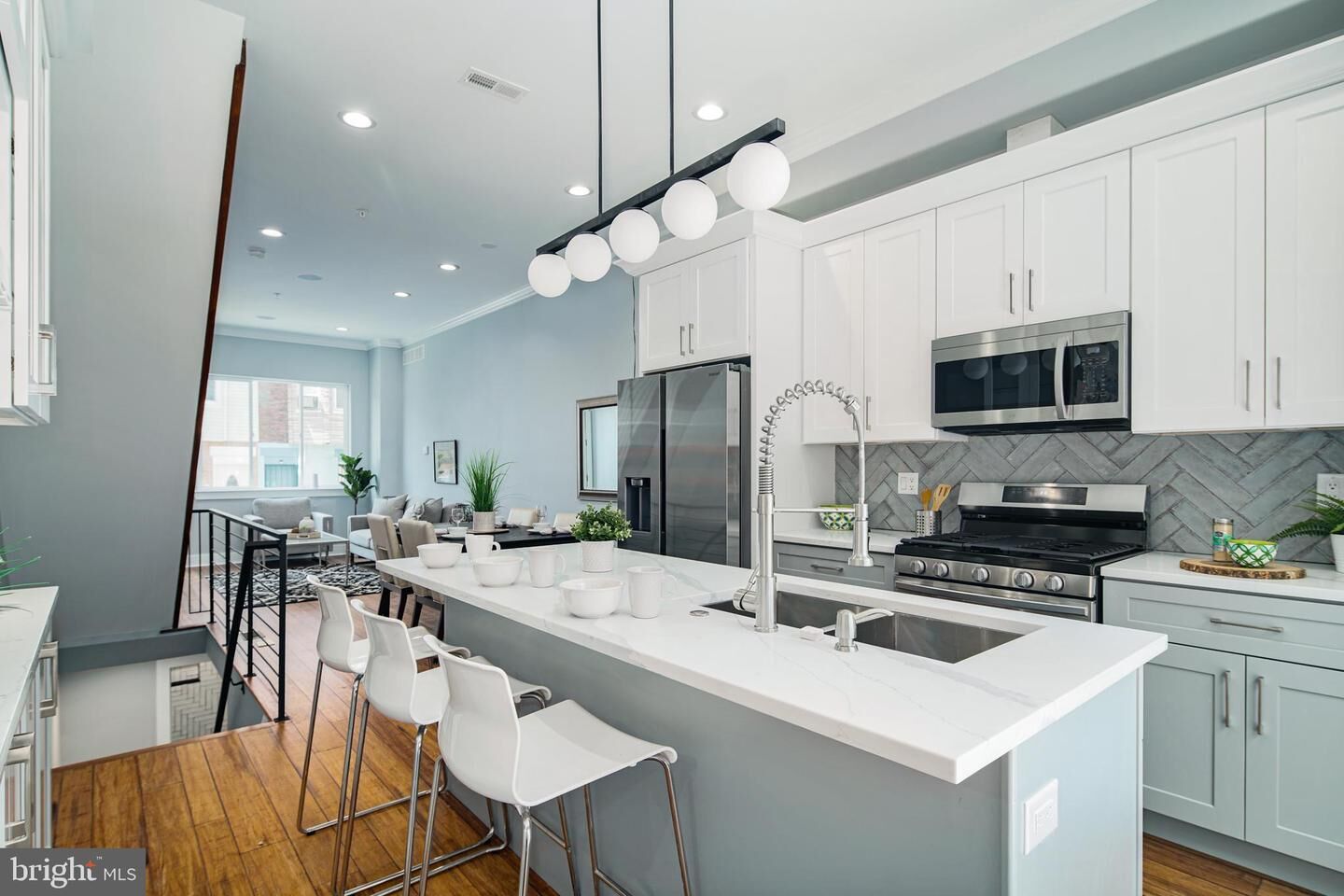 Property Photo:  1751 S Taylor Street  PA 19145 