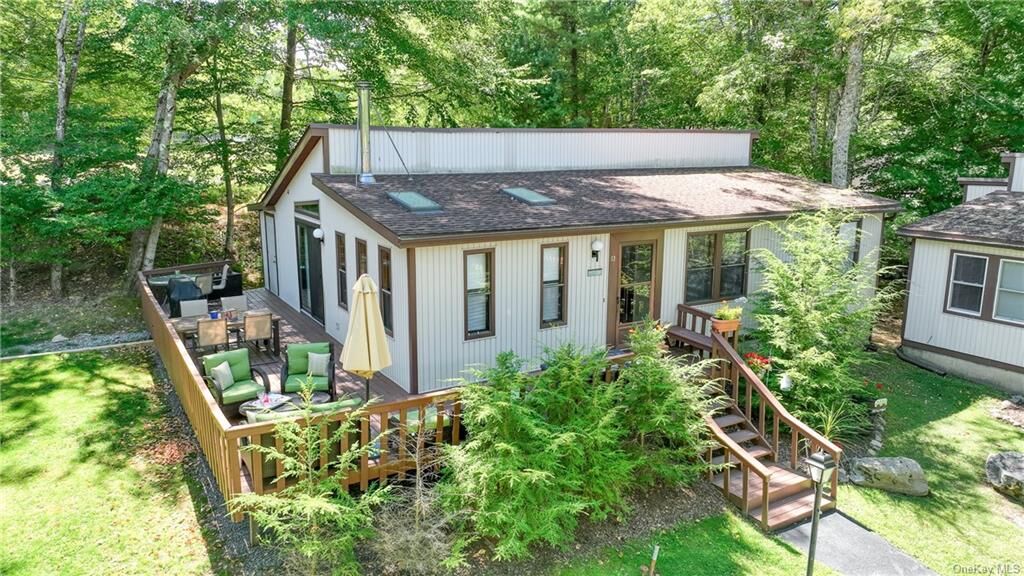 Property Photo: 8 Canterbury Court NY 12701