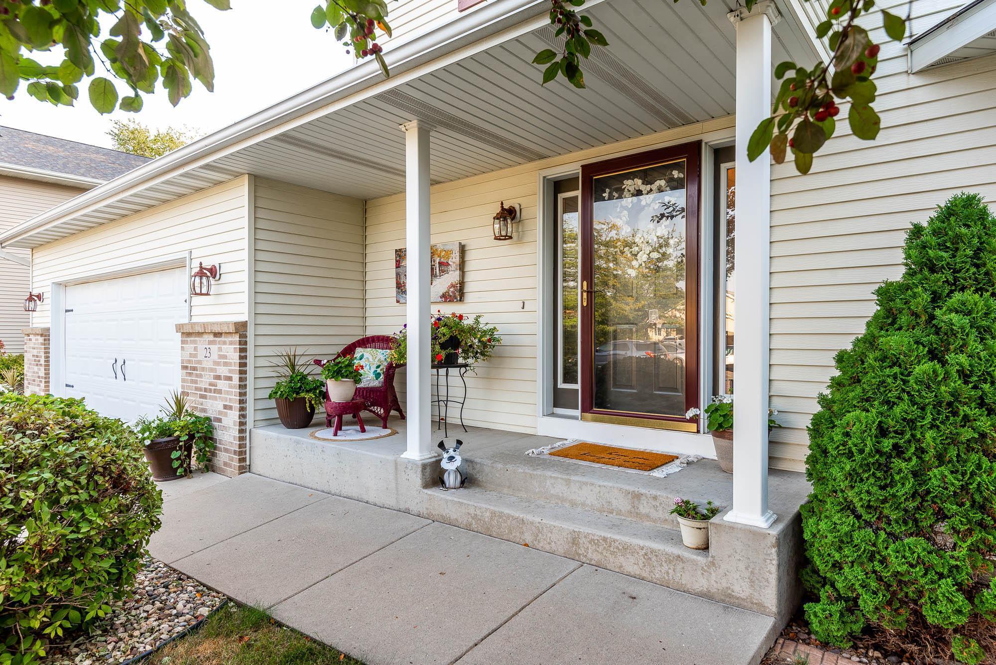 Property Photo: 23 Fox Trail MN 56003