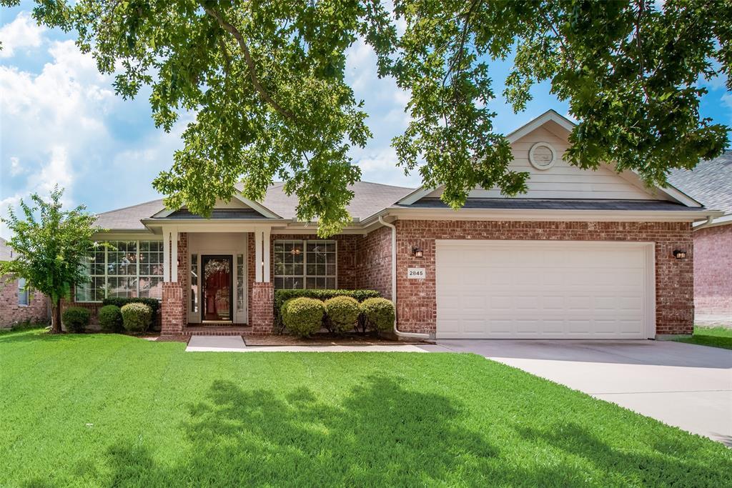 Property Photo: 2845 Rochester Court TX 75052