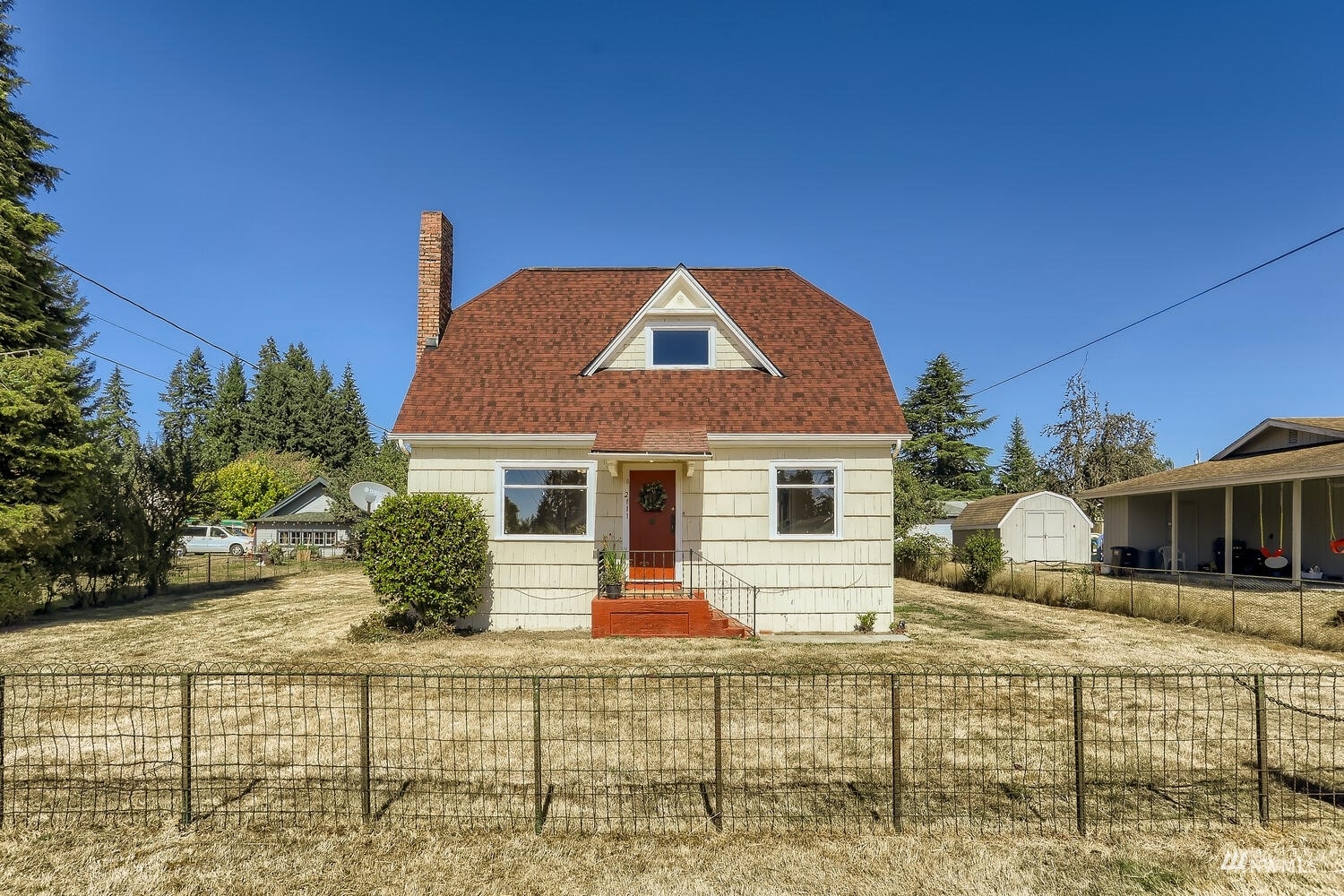 Property Photo:  2111 63rd Street SE  WA 98203 