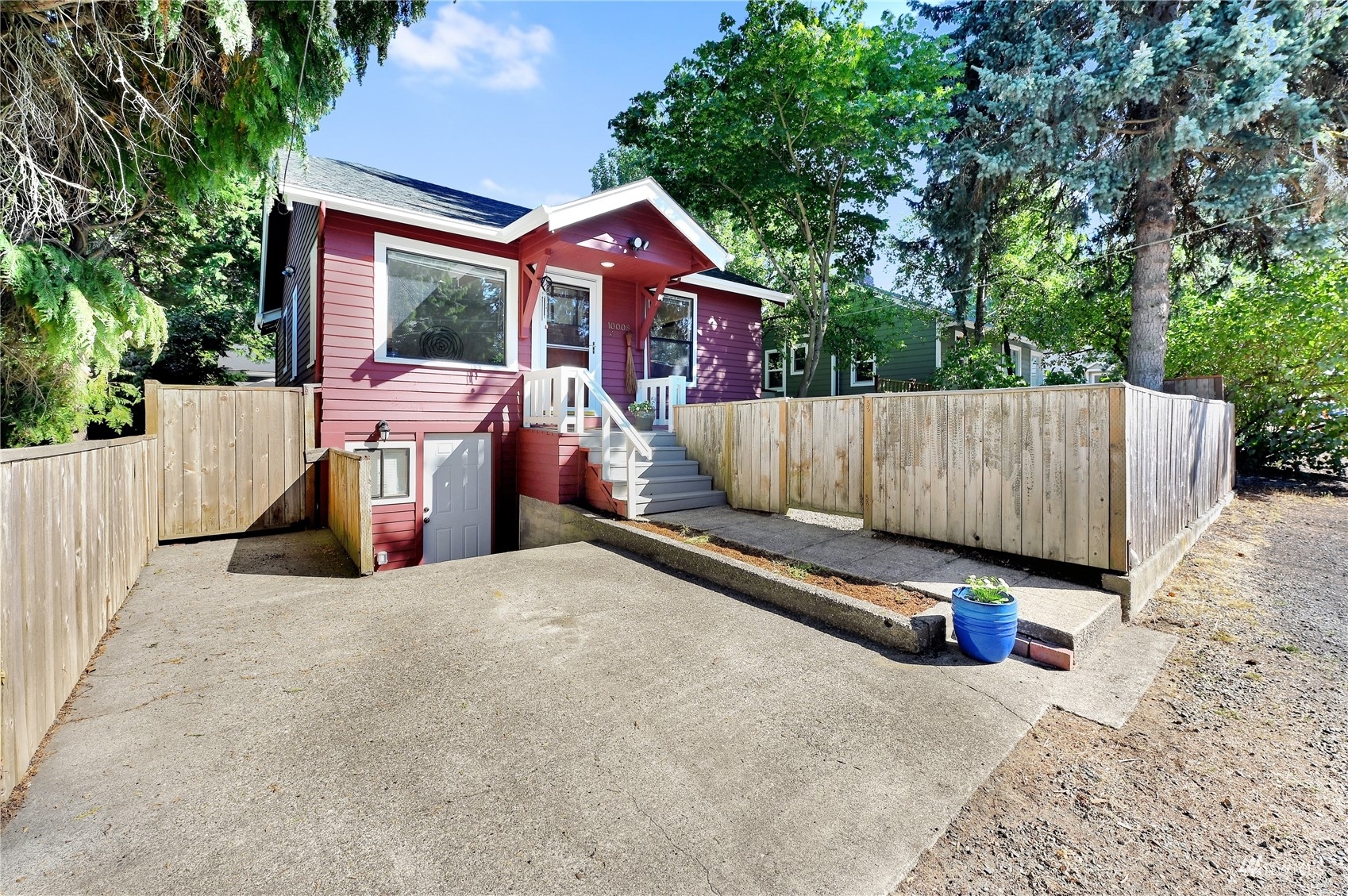 Property Photo:  10008 12 Avenue NE  WA 98125 