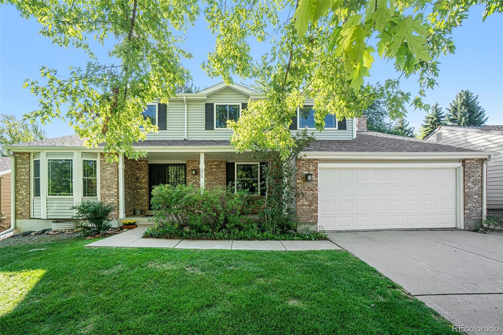 Property Photo: 914 E Nichols Avenue CO 80122