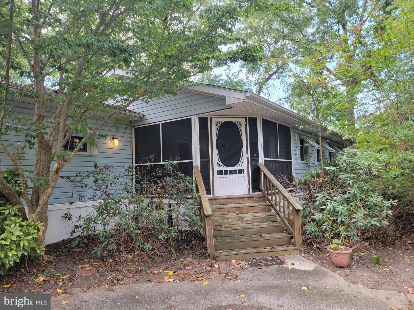 Property Photo: 2 Breakwater Drive DE 19971