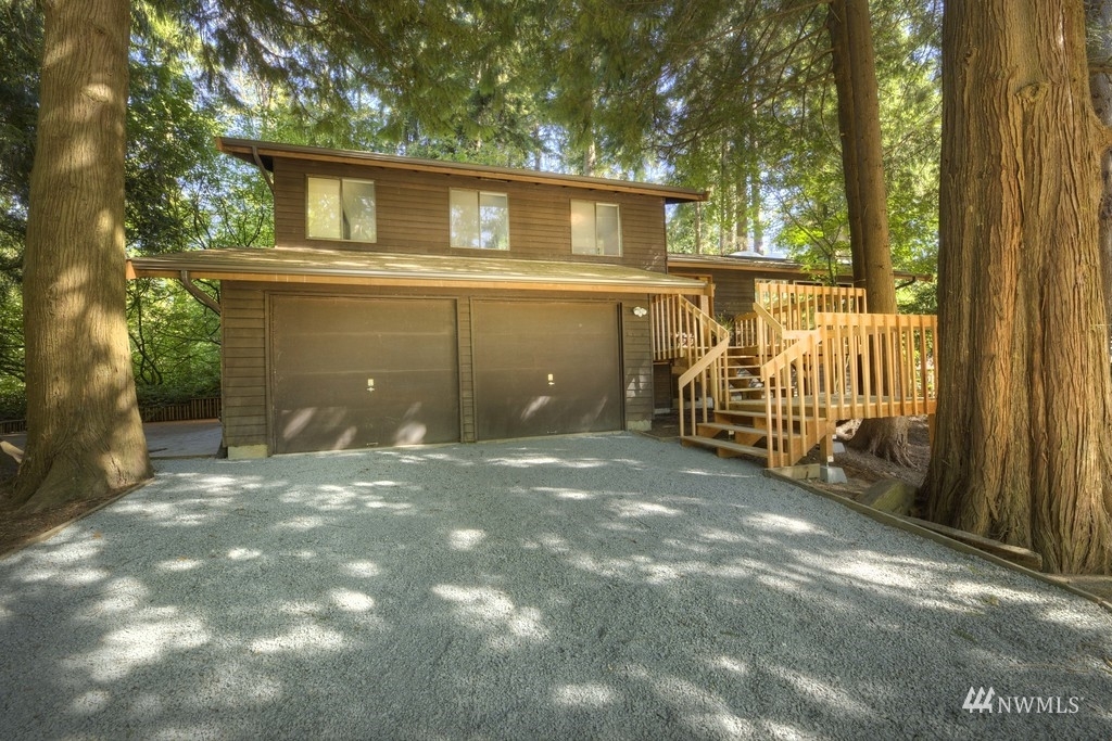 Property Photo:  9327 45th Place SE  WA 98290 