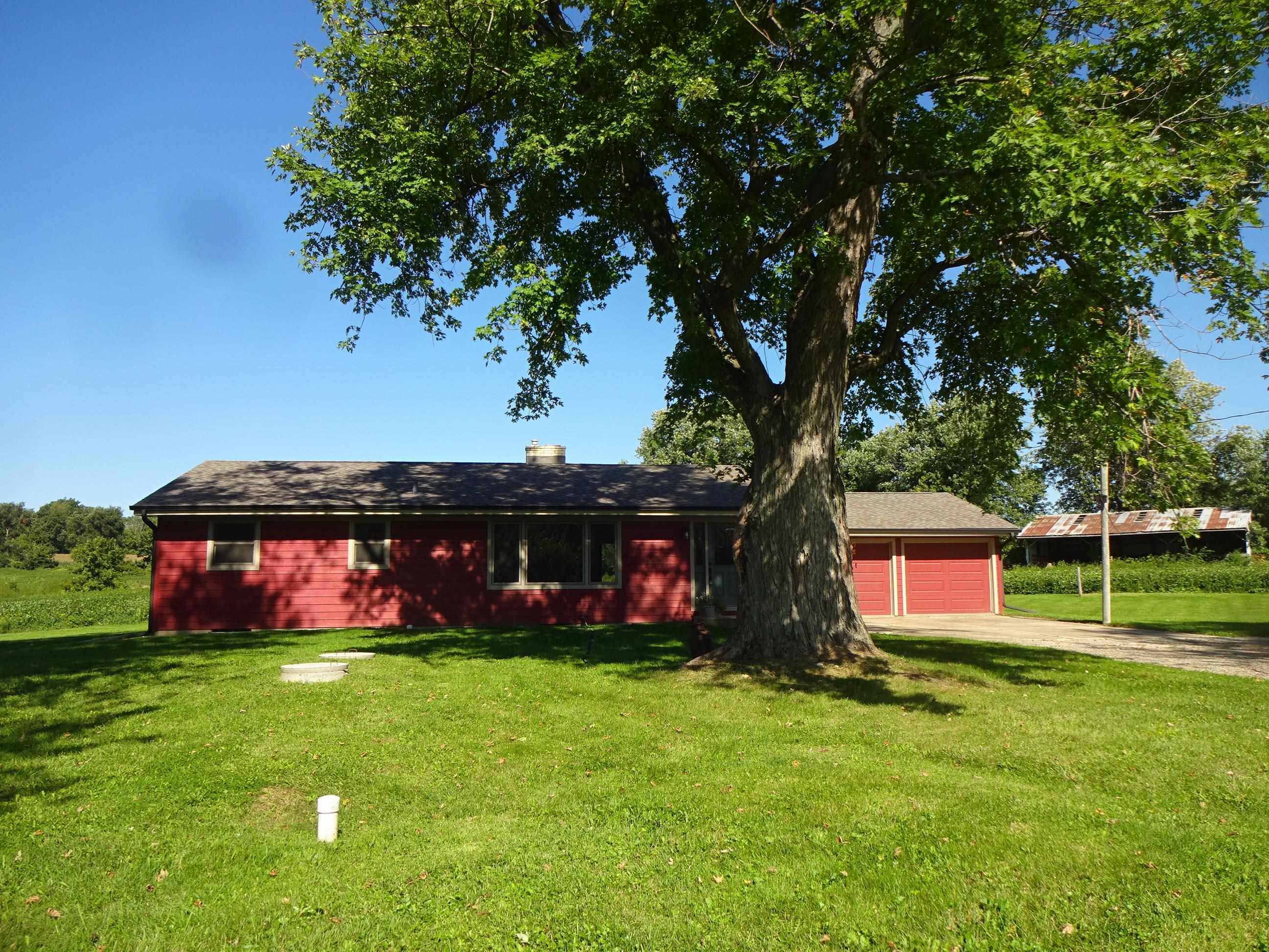 2824 N Goeke Road  Pecatonica IL 61063 photo