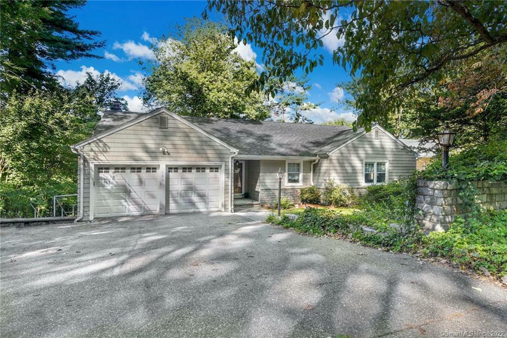 Property Photo: 103 Pinewood Trail CT 06611