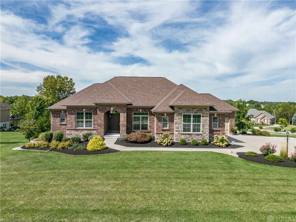 Property Photo:  1300 Catalpa Ridge Drive  OH 45036 