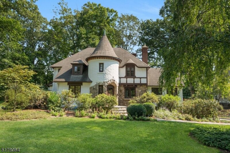 Property Photo: 27 Glen Rd NJ 07046