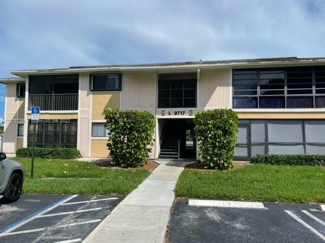 9717 Hammocks Blvd 203  Miami FL 33196 photo