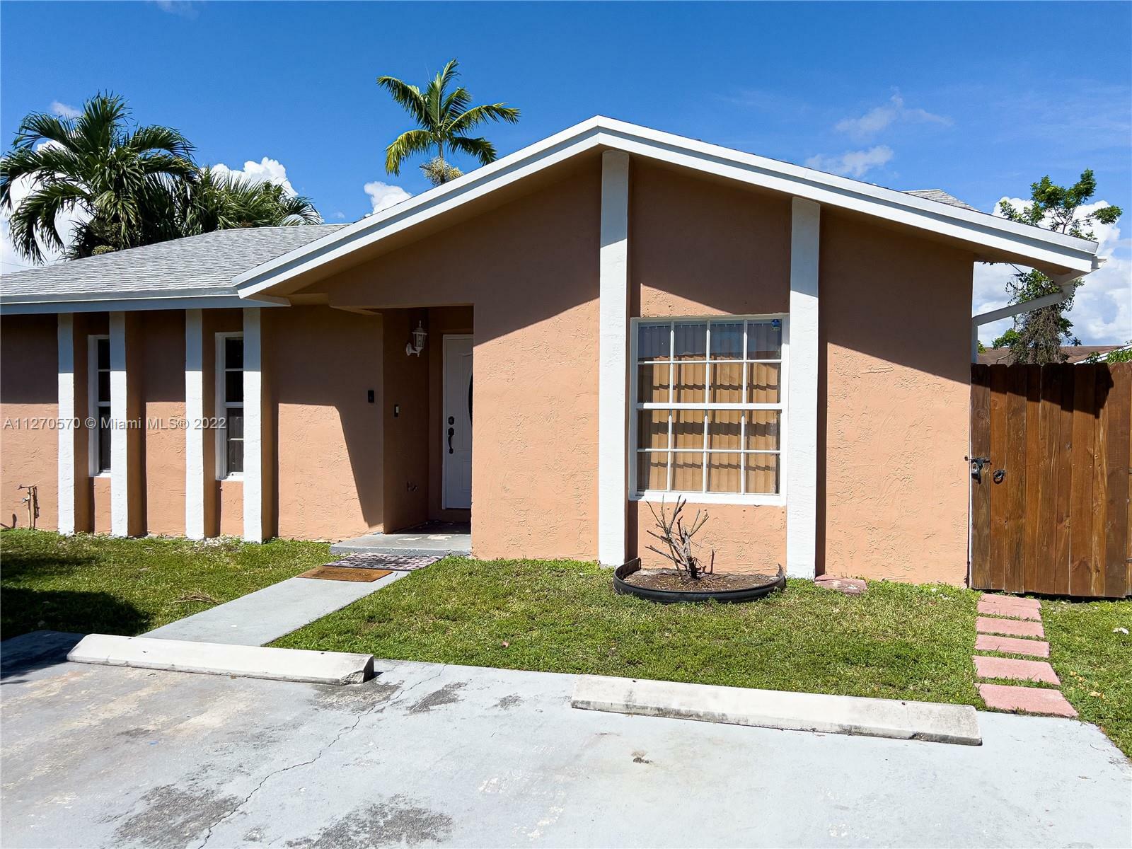 Property Photo:  16952 SW 101st Pl  FL 33157 