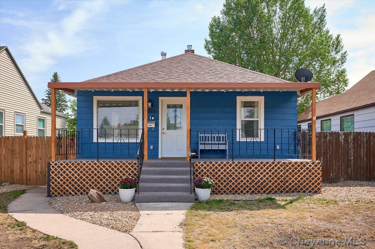 Property Photo:  1815 E 20th St  WY 82001 