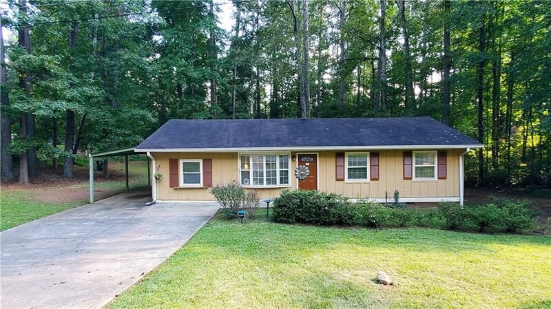 Property Photo: 8383 Norris Lake Road GA 30039