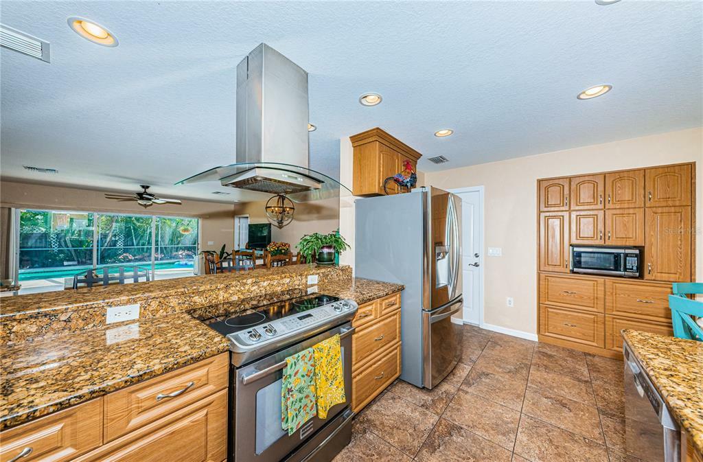 Property Photo:  940 Wicks Drive  FL 34684 