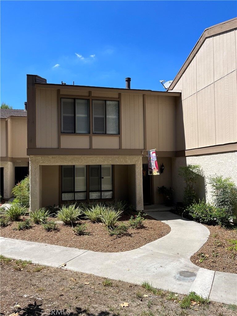 Property Photo: 2996 N Woods Street 6 CA 92865