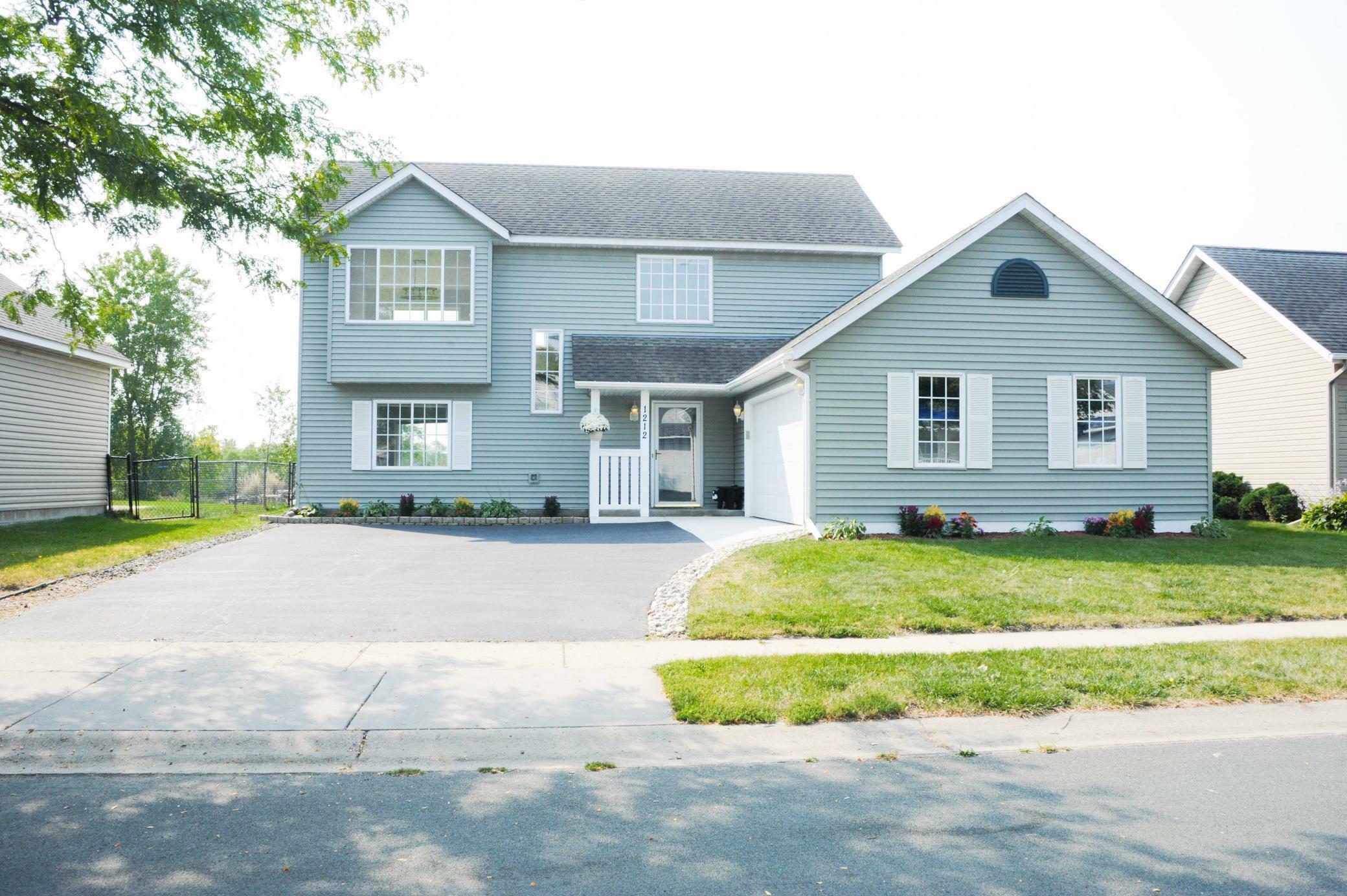 Property Photo: 1212 Maple Street MN 55024