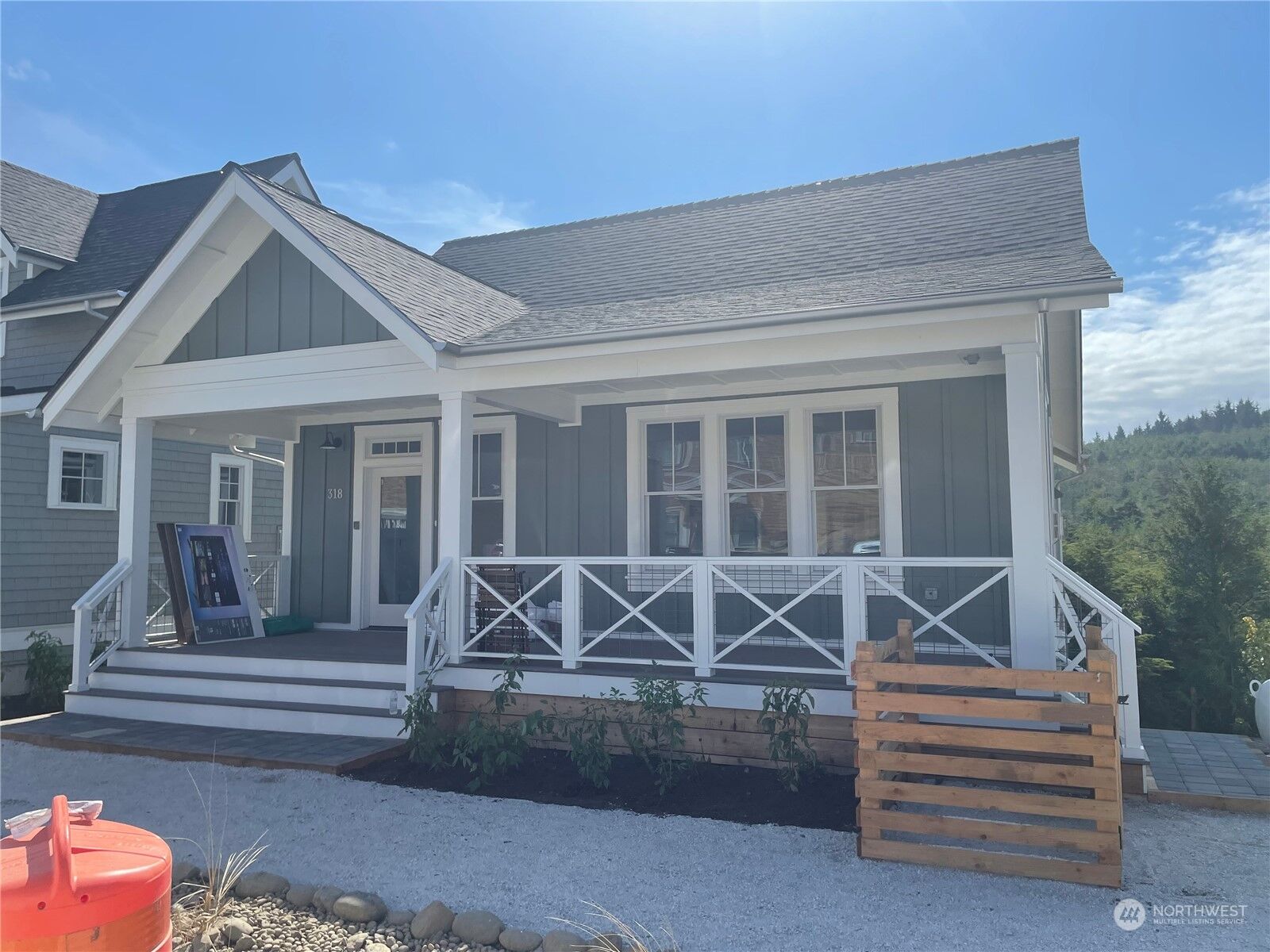 Property Photo:  318 Compass Street  WA 98571 