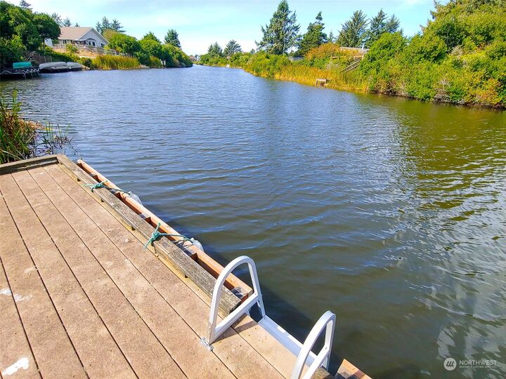 Property Photo:  338 Otsego Street  WA 98569 