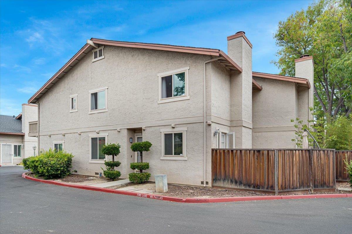 Property Photo:  130 Baroni Avenue 30  CA 95136 