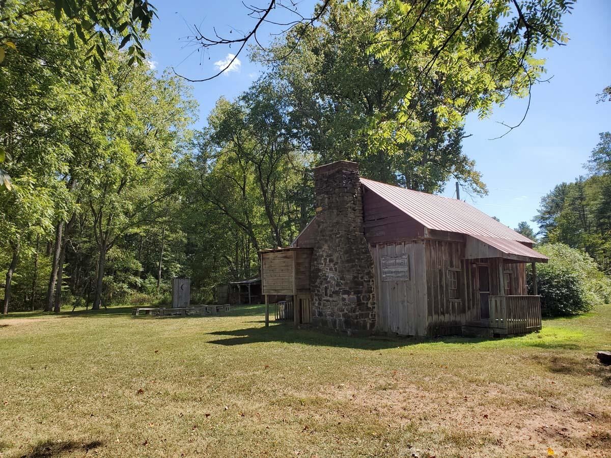 1 bed Deerfield home for sale 549 Bear Wallow Flat Ln, Deerfield, VA 24432