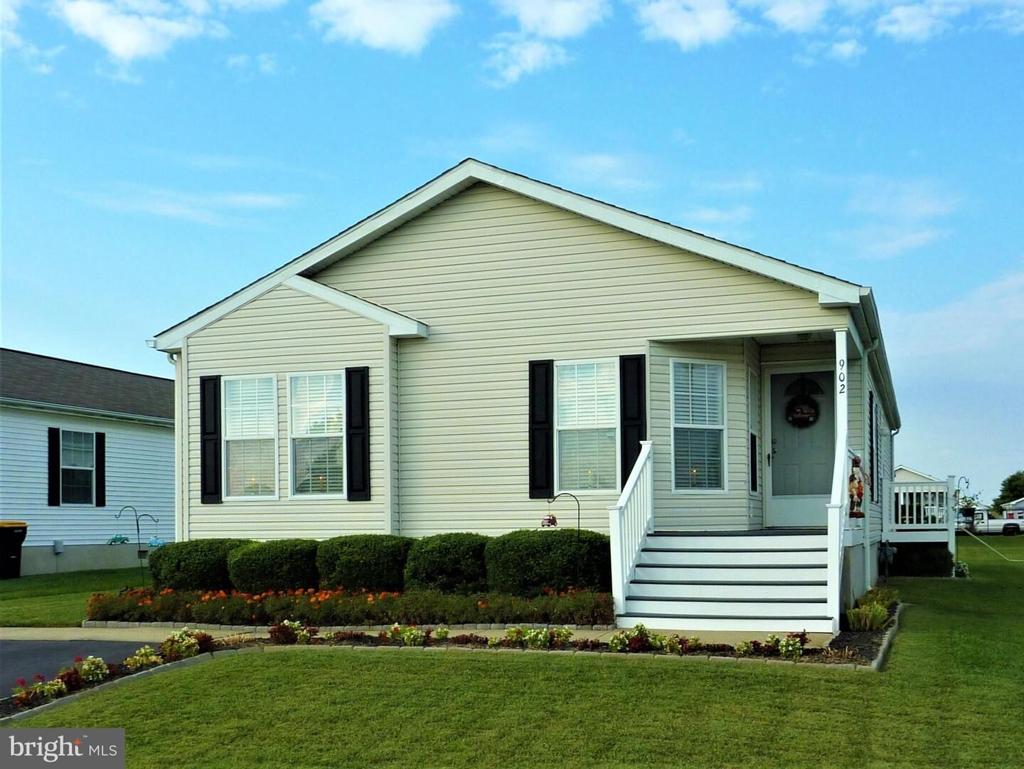 Property Photo:  902 Appleberry Drive 131  DE 19977 