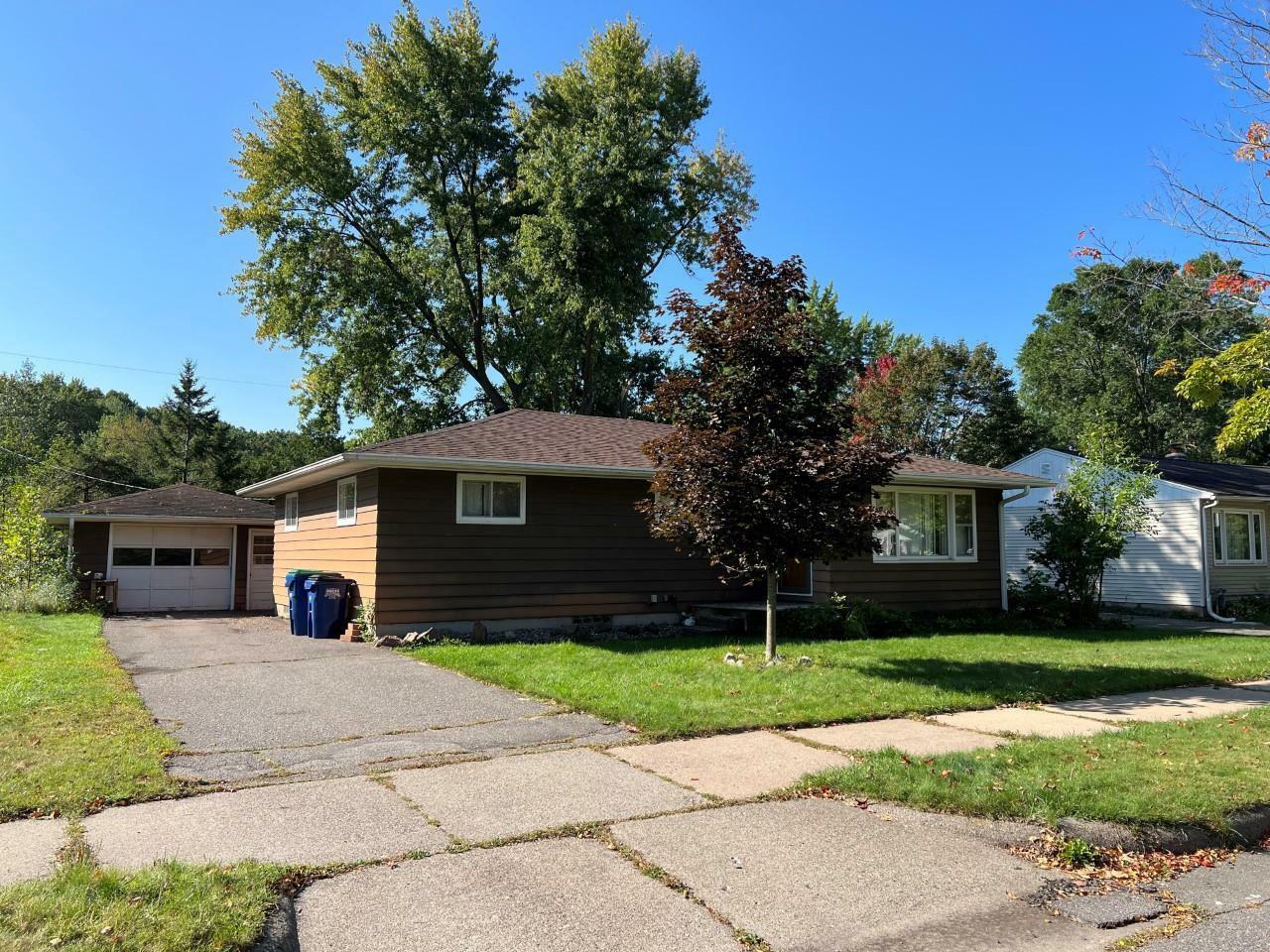 Property Photo:  1227 Plumer Street  WI 54403 