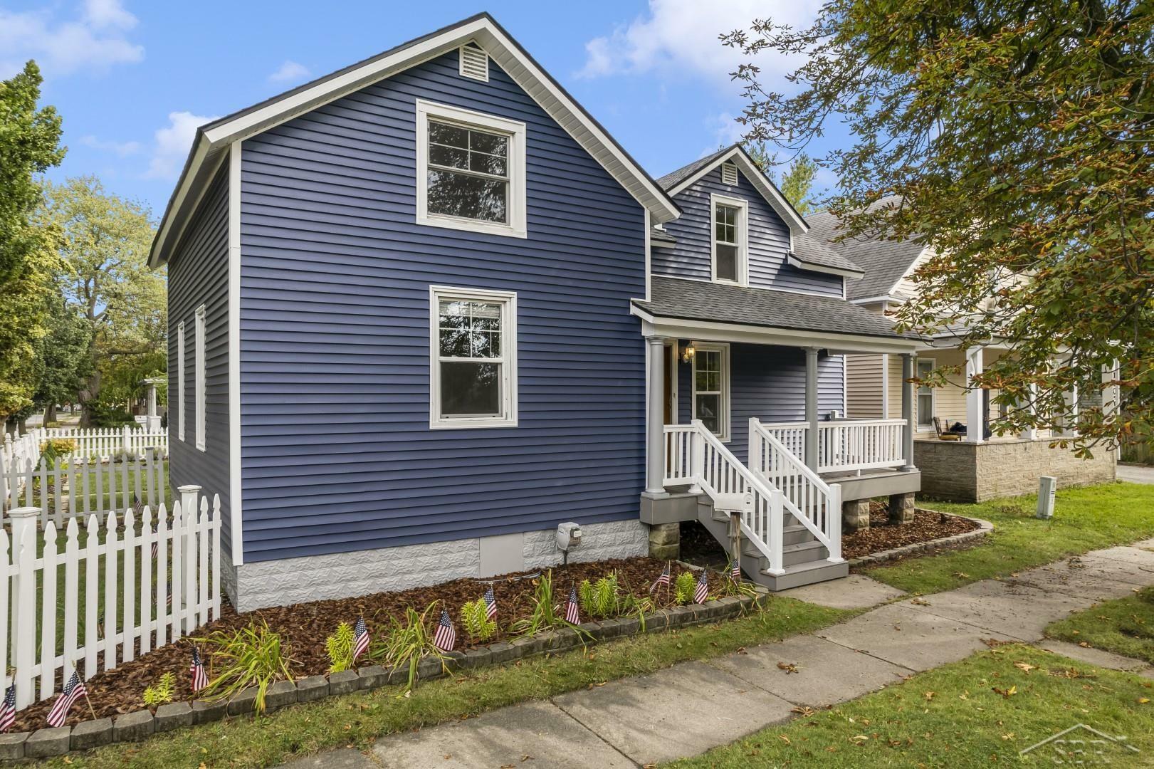 Property Photo:  1201 S Chilson St  MI 48706 