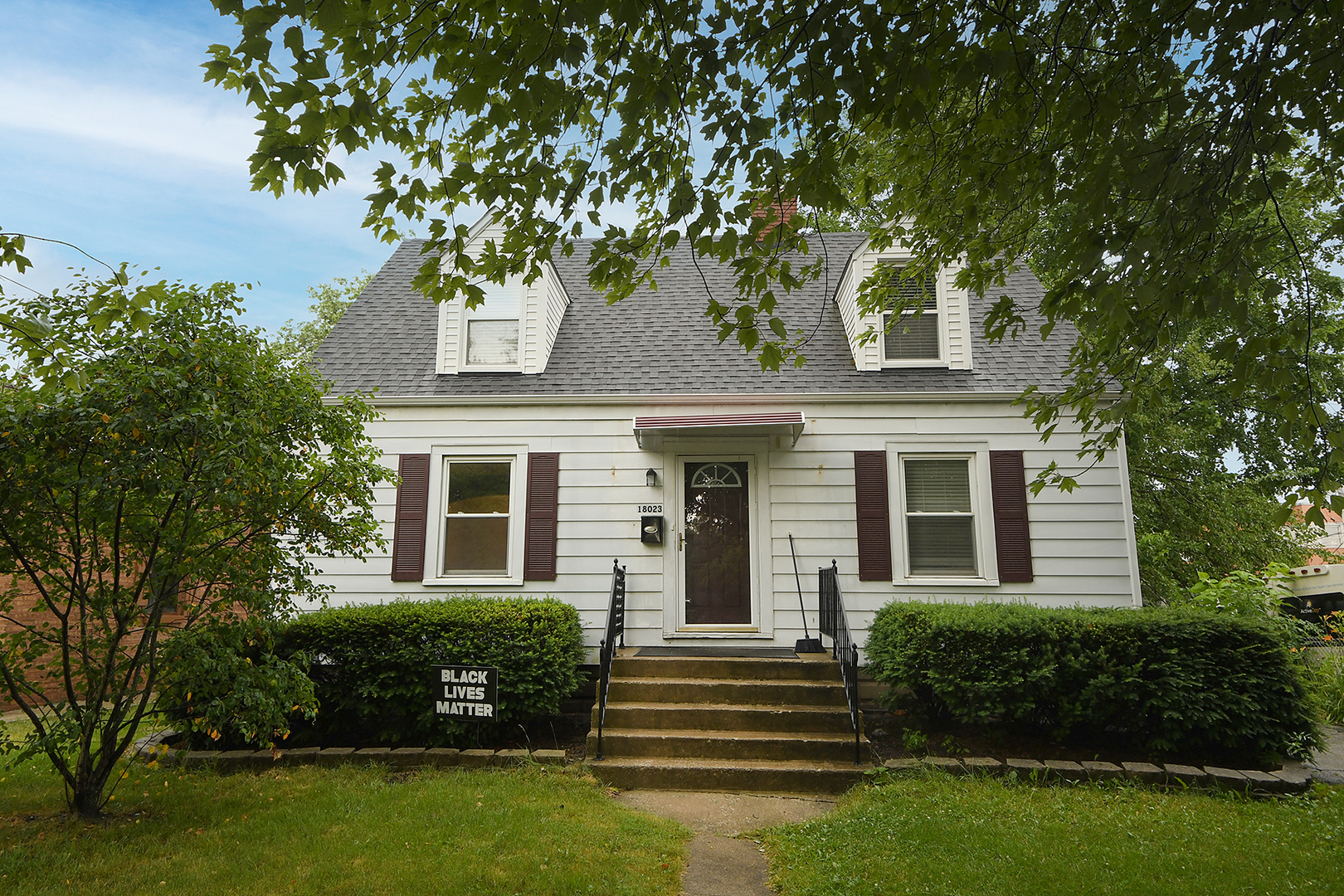 18023 Homewood Avenue  Homewood IL 60430 photo