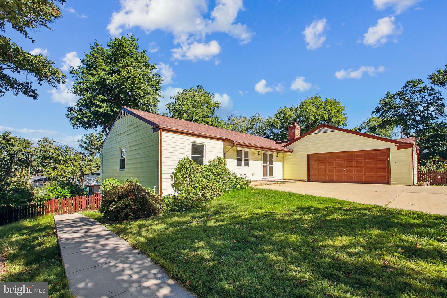 Property Photo: 13103 Imperial Court MD 20708