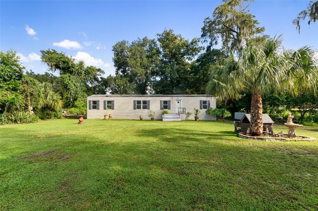 Property Photo:  941 W Wheeler Road  FL 33510 