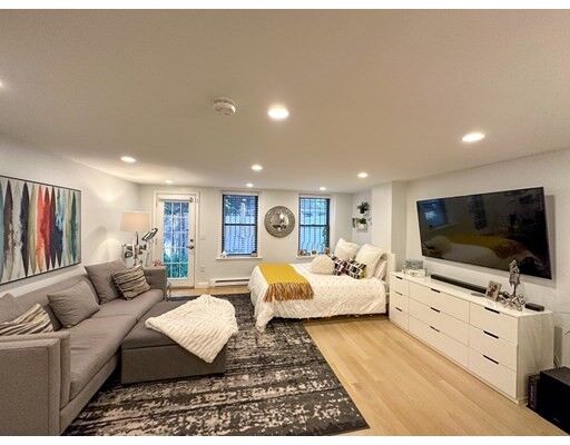 Property Photo:  38 Appleton St 1  MA 02116 