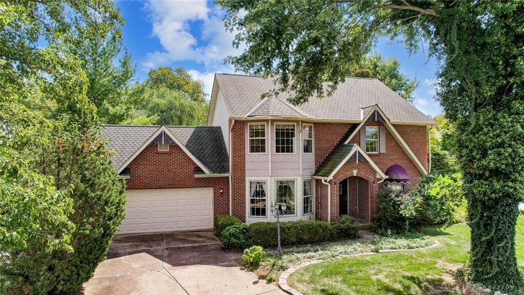 Property Photo: 6350 Hackberry Court OH 45011