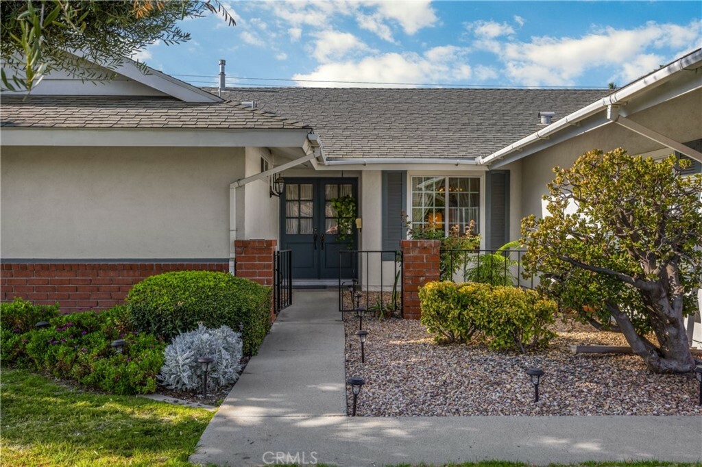 Property Photo: 612 Pinehurst Avenue CA 92870