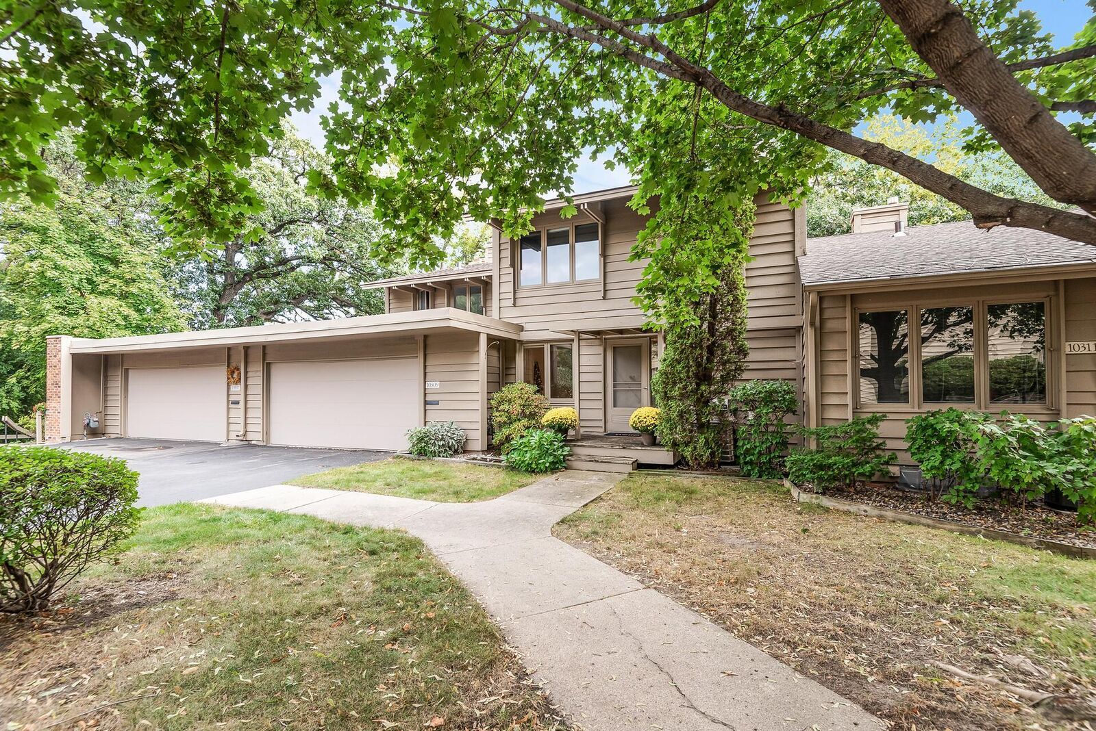 Property Photo:  10309 Scarborough Road  MN 55437 