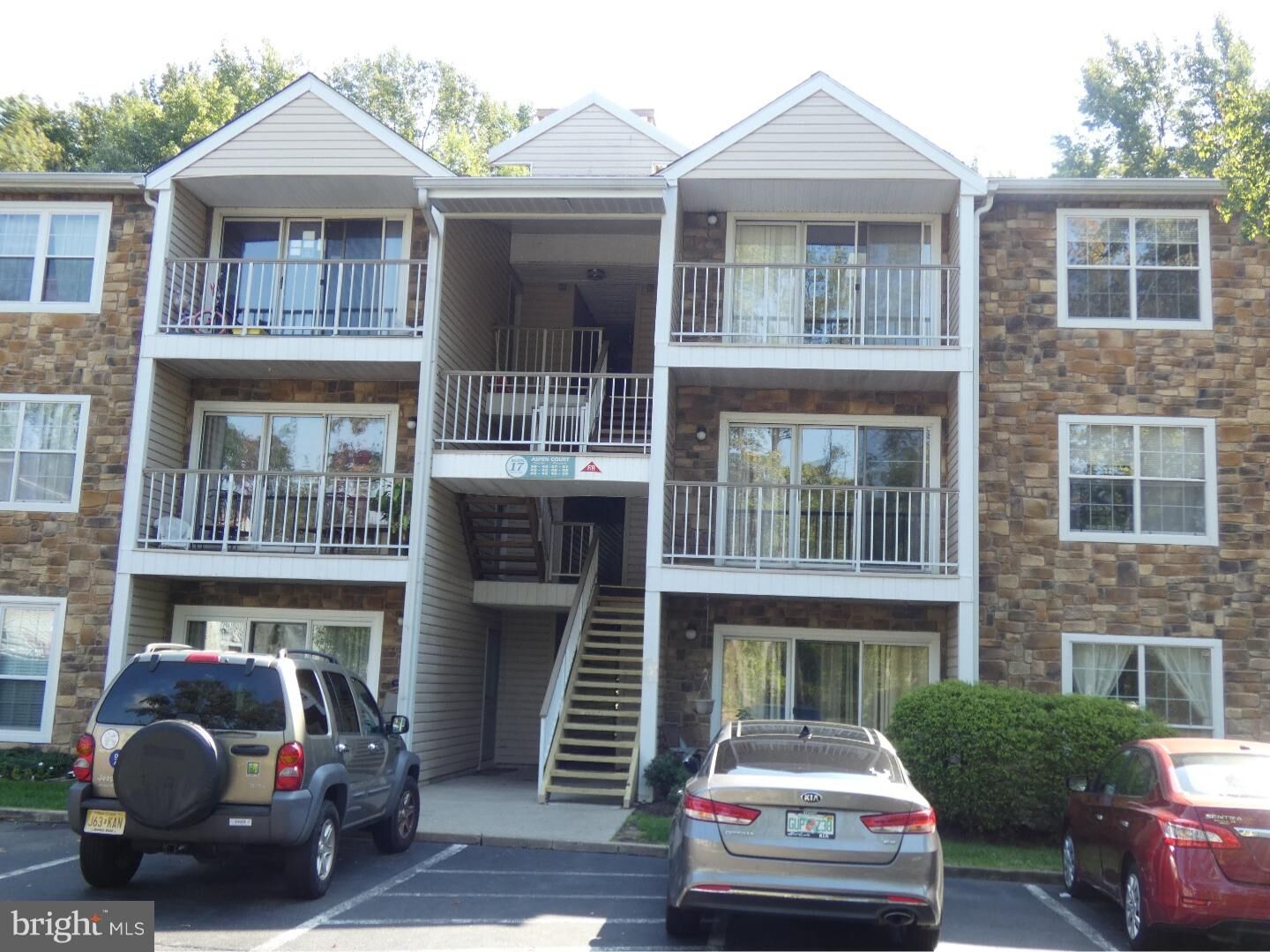 Property Photo: 40 Aspen Court NJ 08619