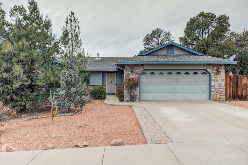 Property Photo:  604 N Blue Spruce Road  AZ 85541 