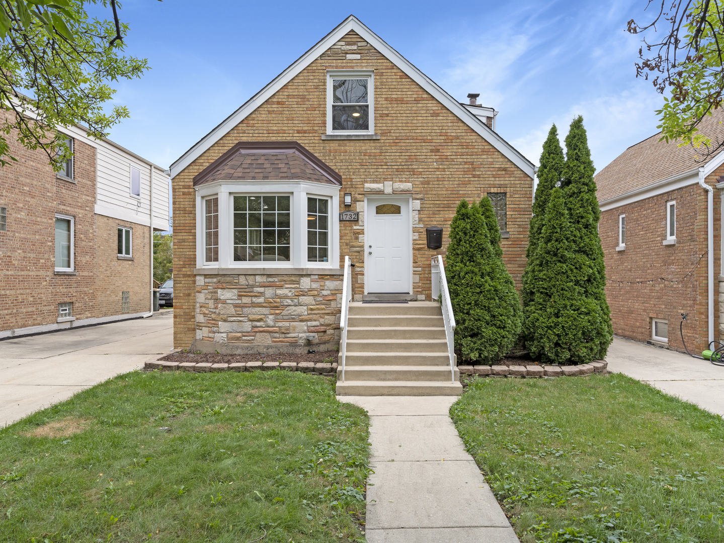 Property Photo:  1732 N 72nd Court  IL 60707 