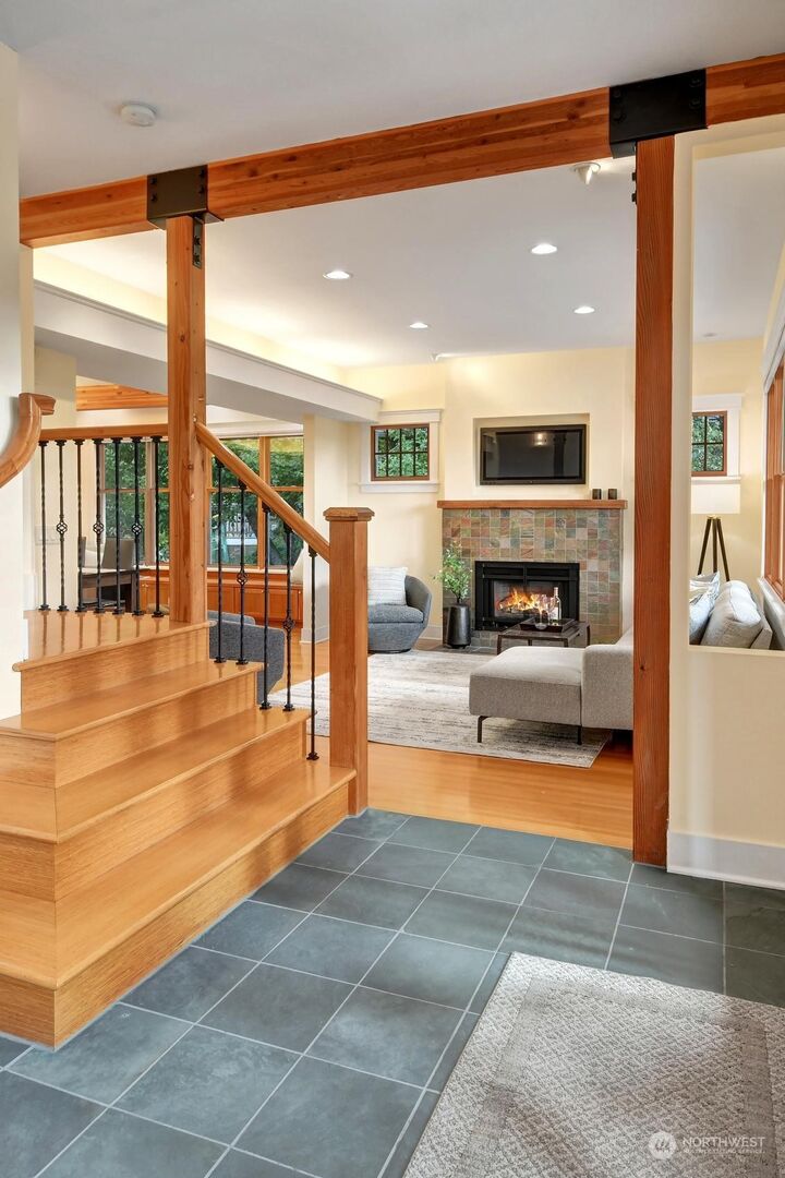 Property Photo:  2744 NE 54th Street  WA 98105 