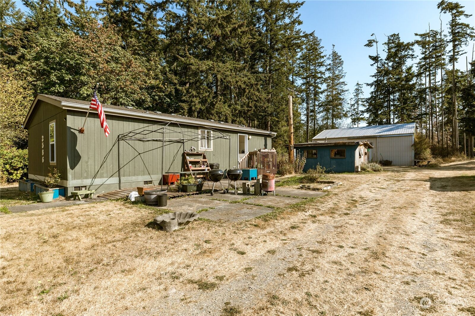 Property Photo:  3586 Appian Way  WA 98277 