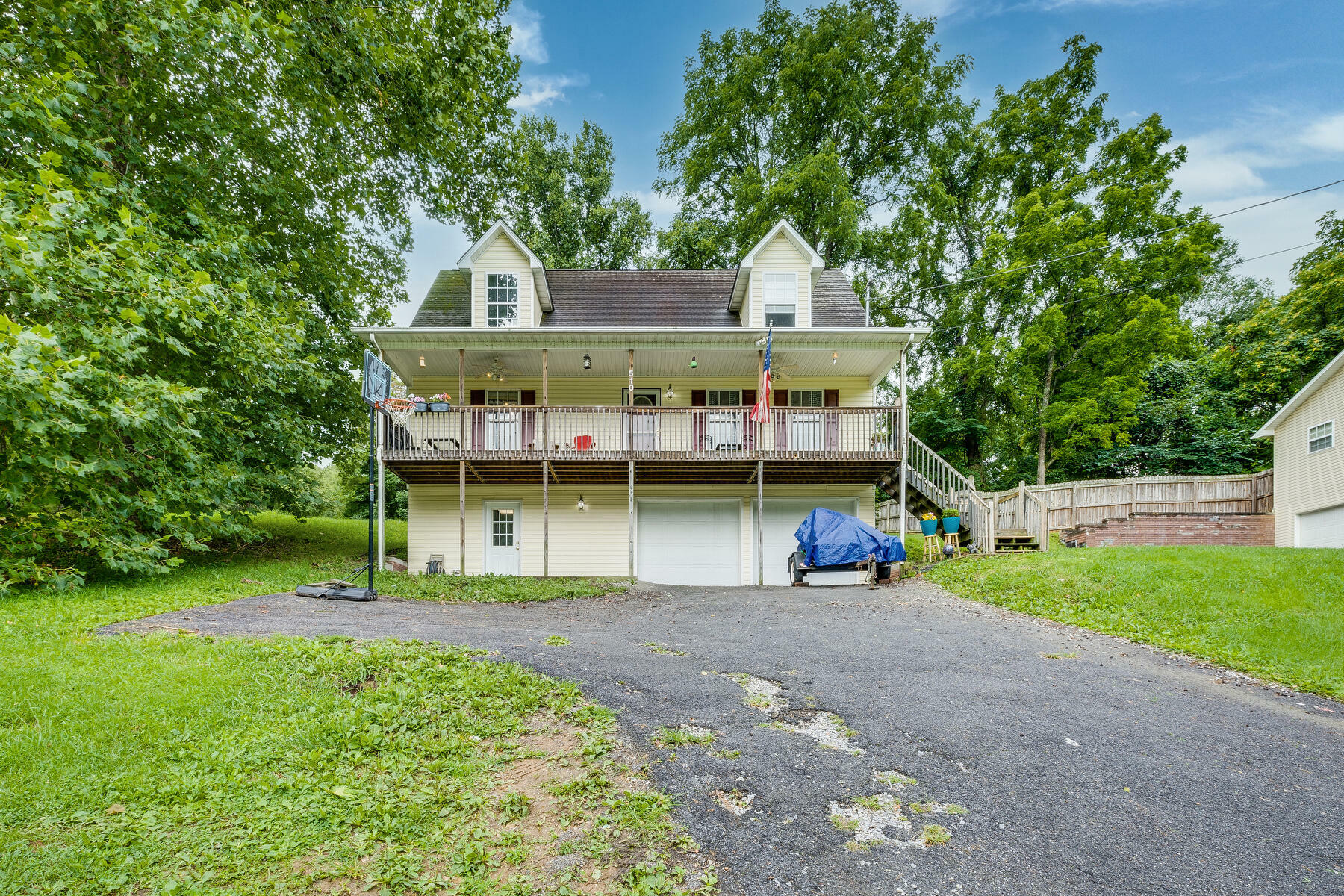 Property Photo:  510 Laurels Road  TN 37601 