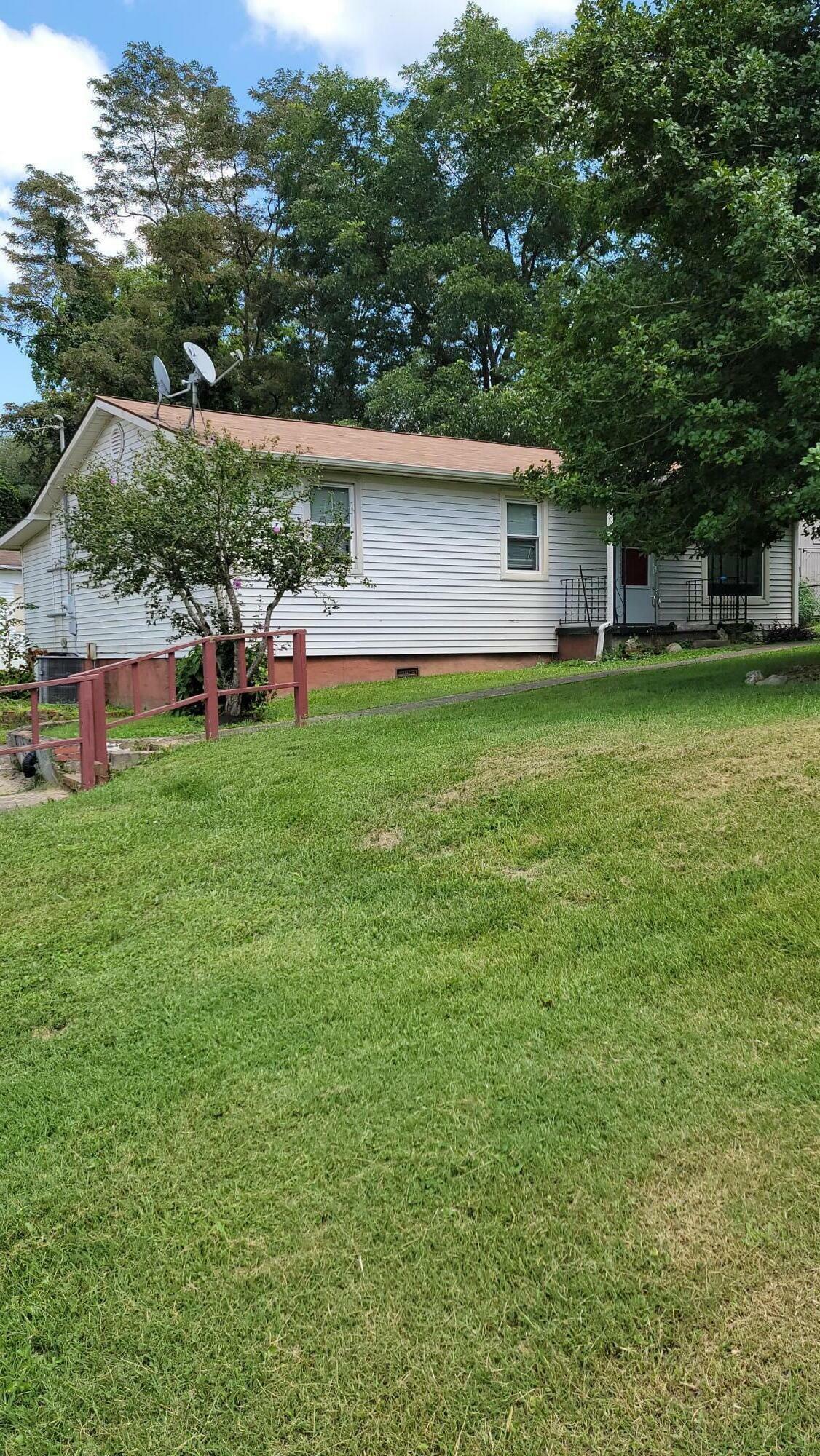 Property Photo:  409 Cascade Street  TN 37664 