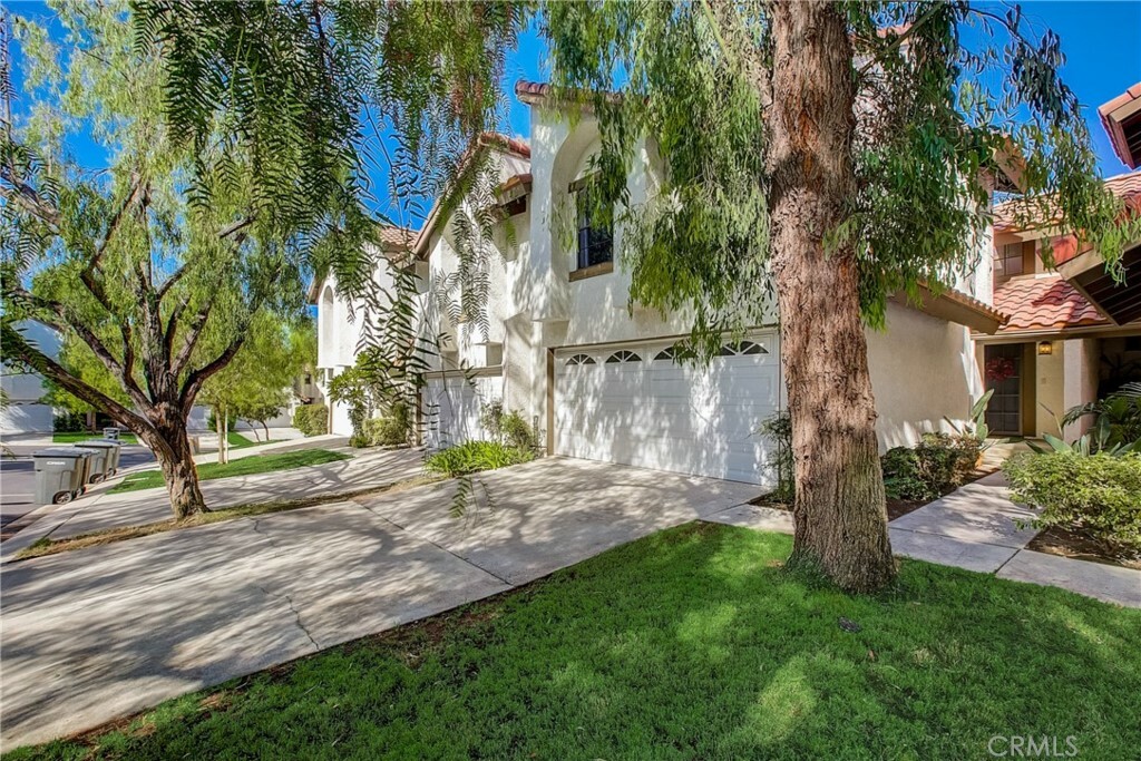 Property Photo:  4609 E Via La Paloma 3  CA 92869 