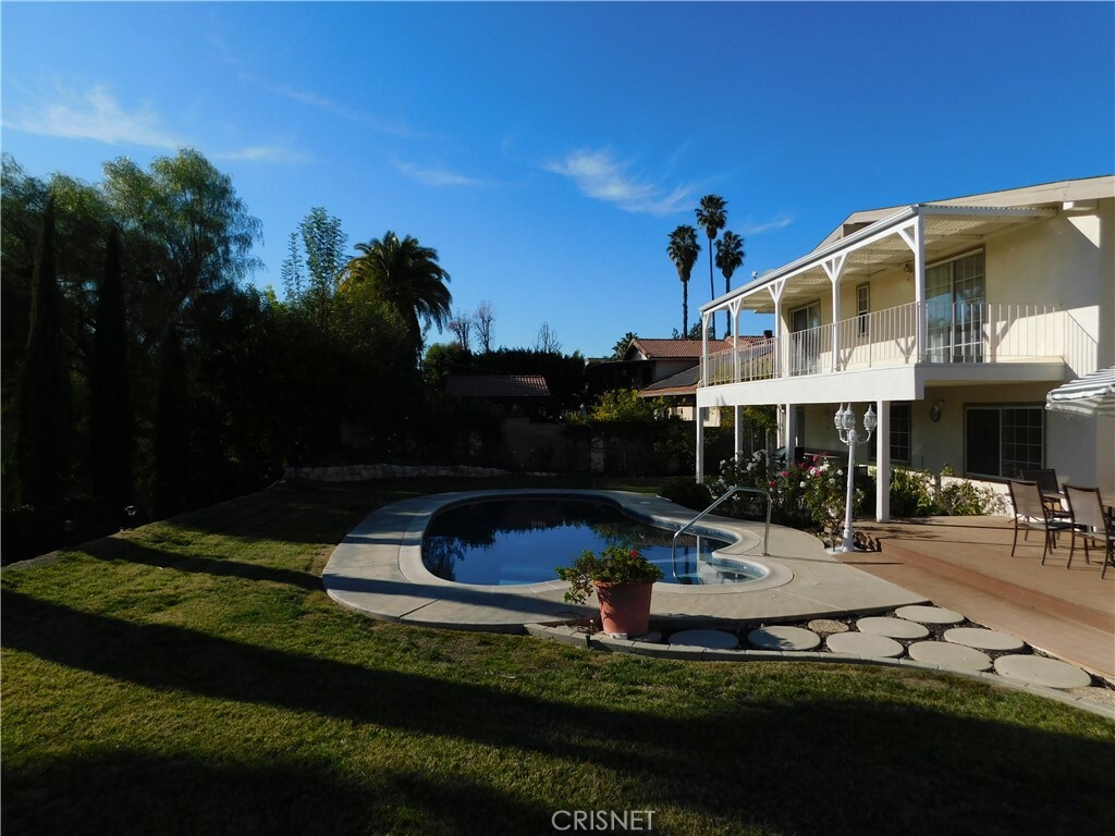 Property Photo:  23930 Killion Street  CA 91367 