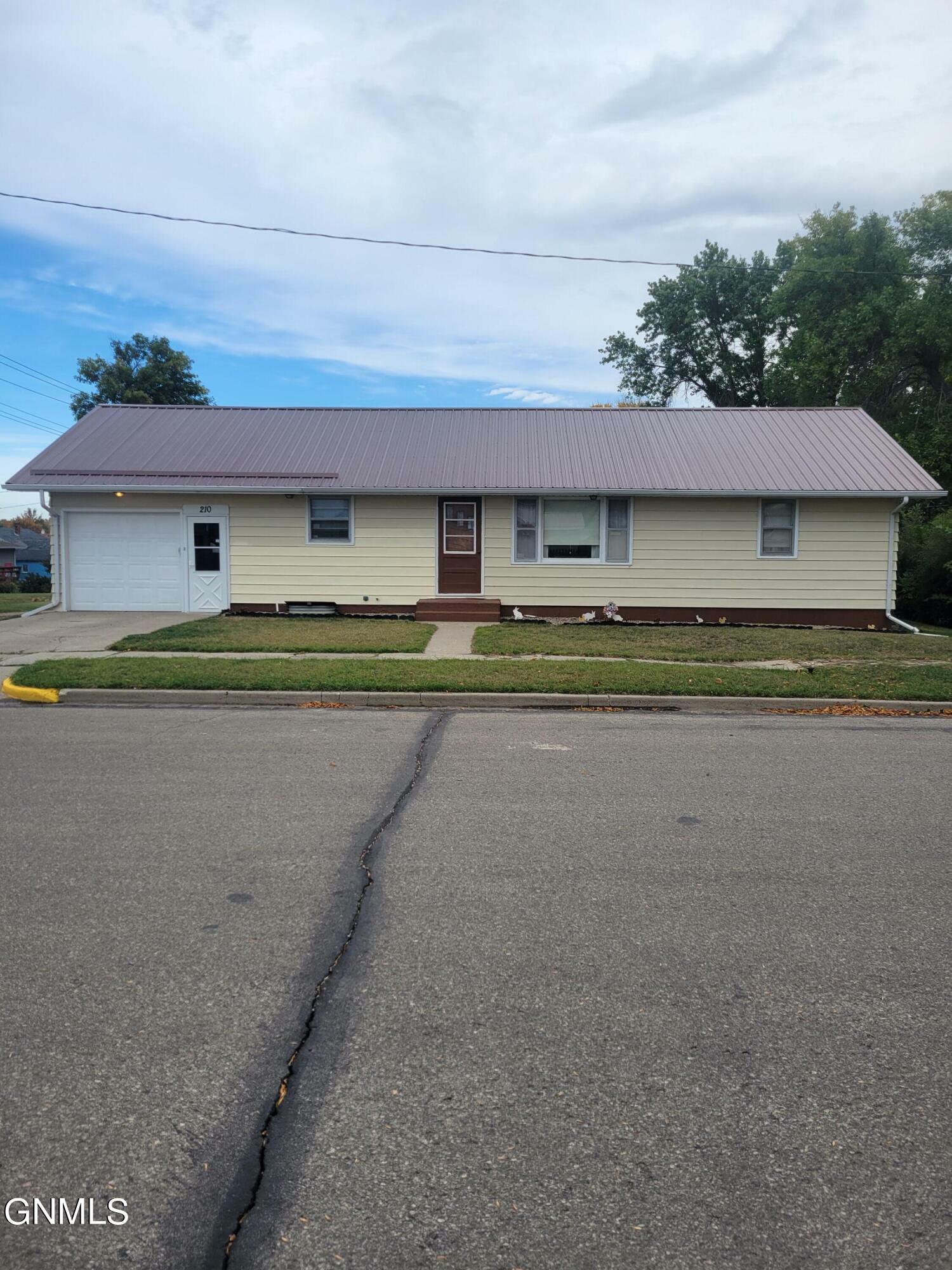 Property Photo:  210 2nd Street NW  ND 58413 