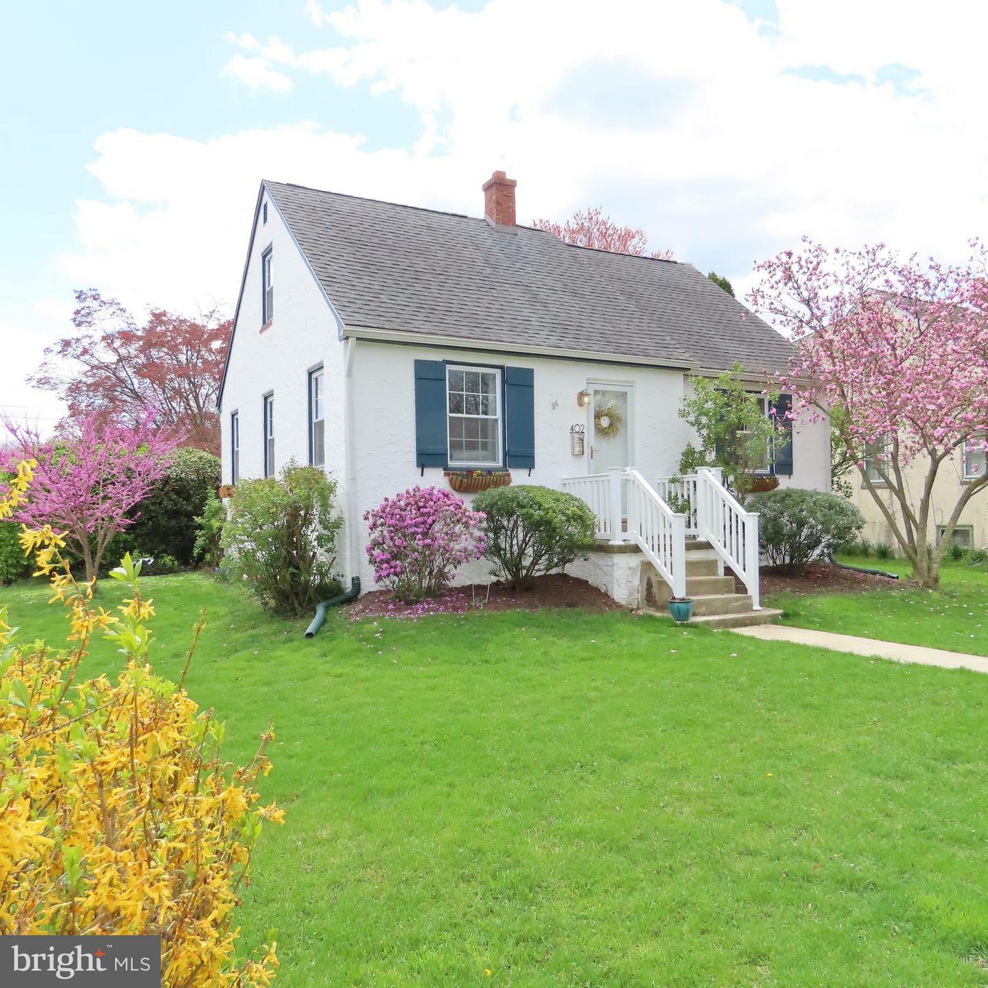 Property Photo: 402 Mary Street PA 19335