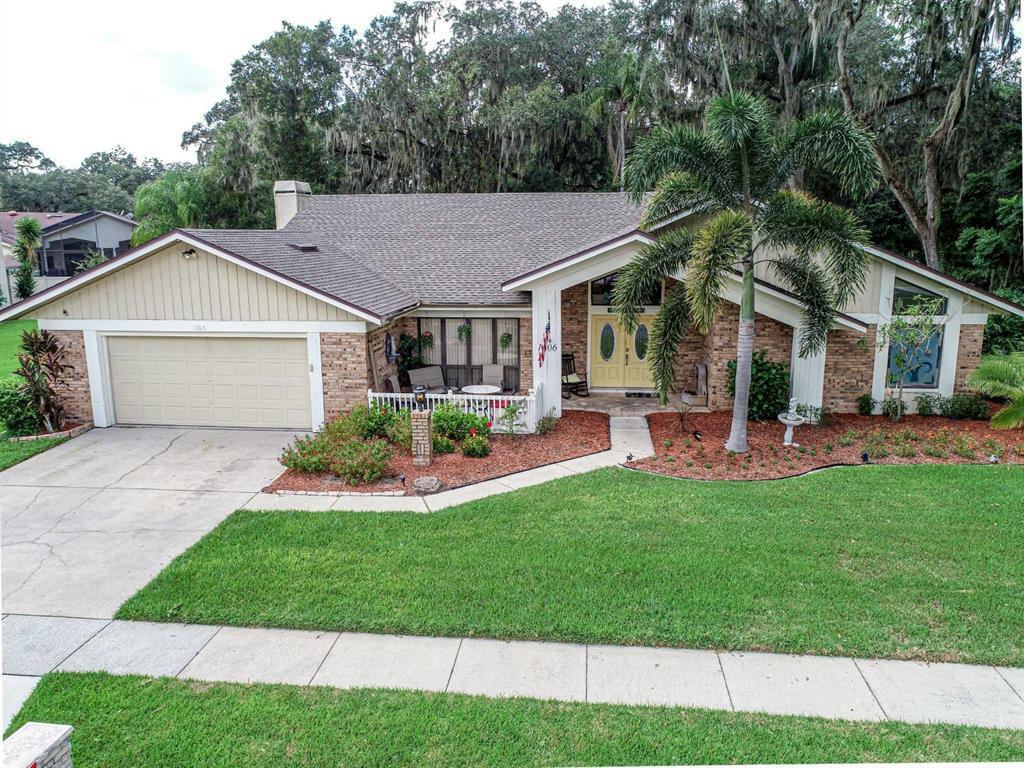 Property Photo: 1106 Hunt Club Lane FL 33594