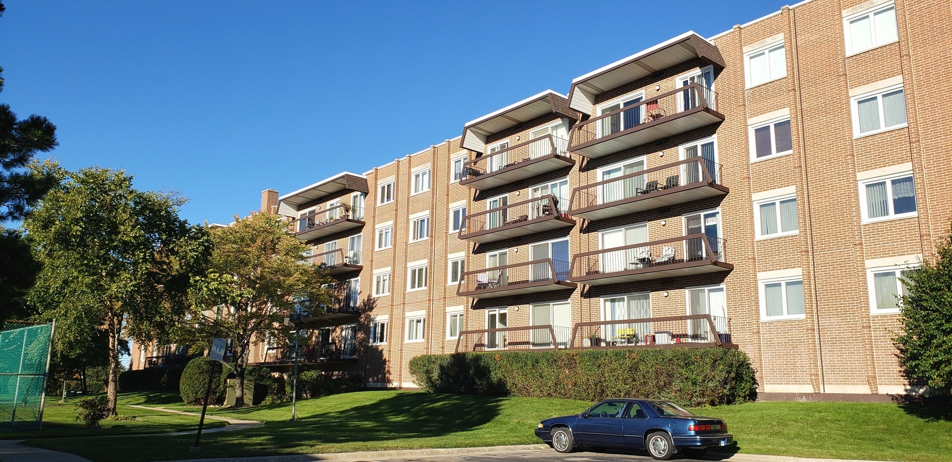 Property Photo: 9500 N Washington Street 510 IL 60714