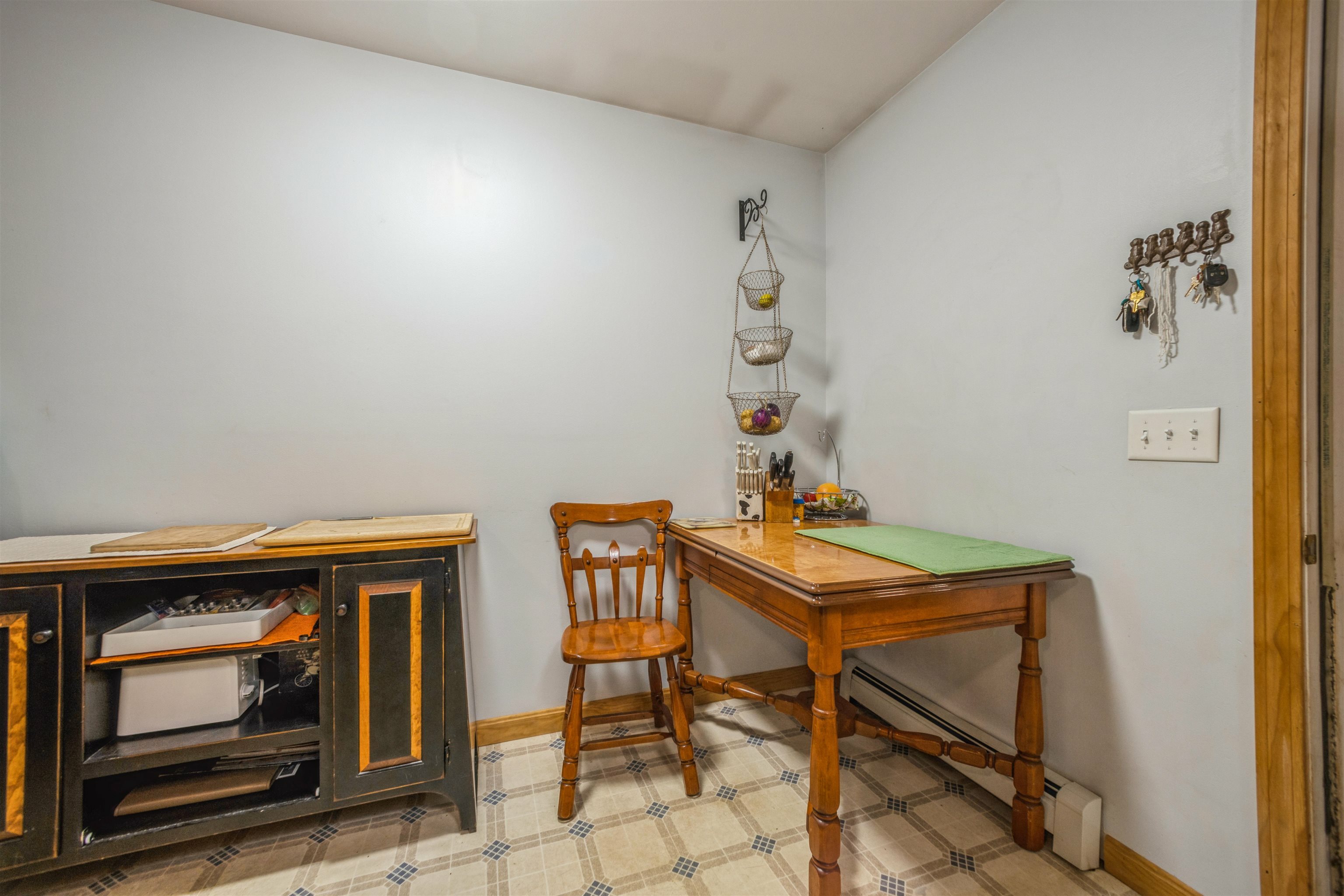 Property Photo: 30 Old Bye Road NH 03077