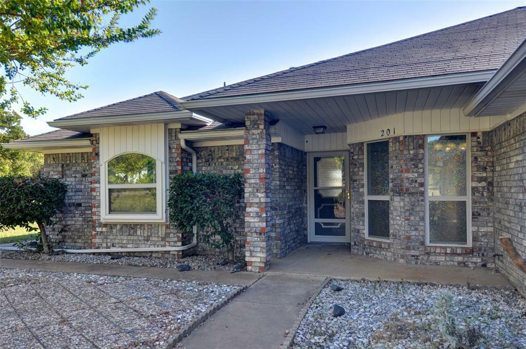 Photo de la propriété:  201 Live Oak Lane  TX 76028 