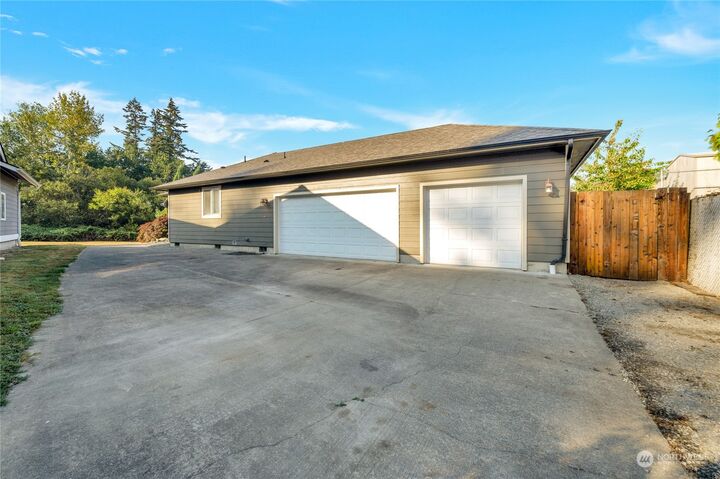Property Photo:  4732 N Golf Course Drive  WA 98230 